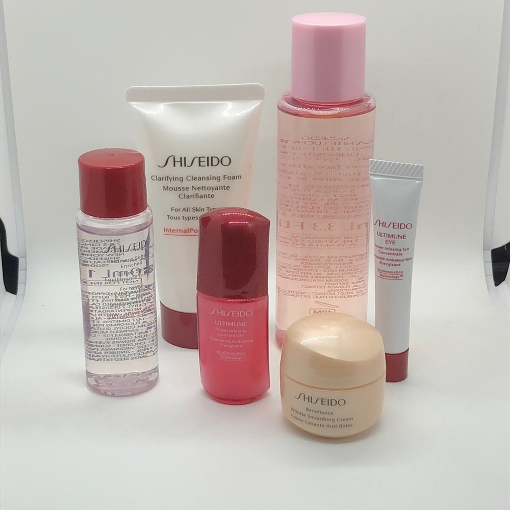 Shiseido travel-size set